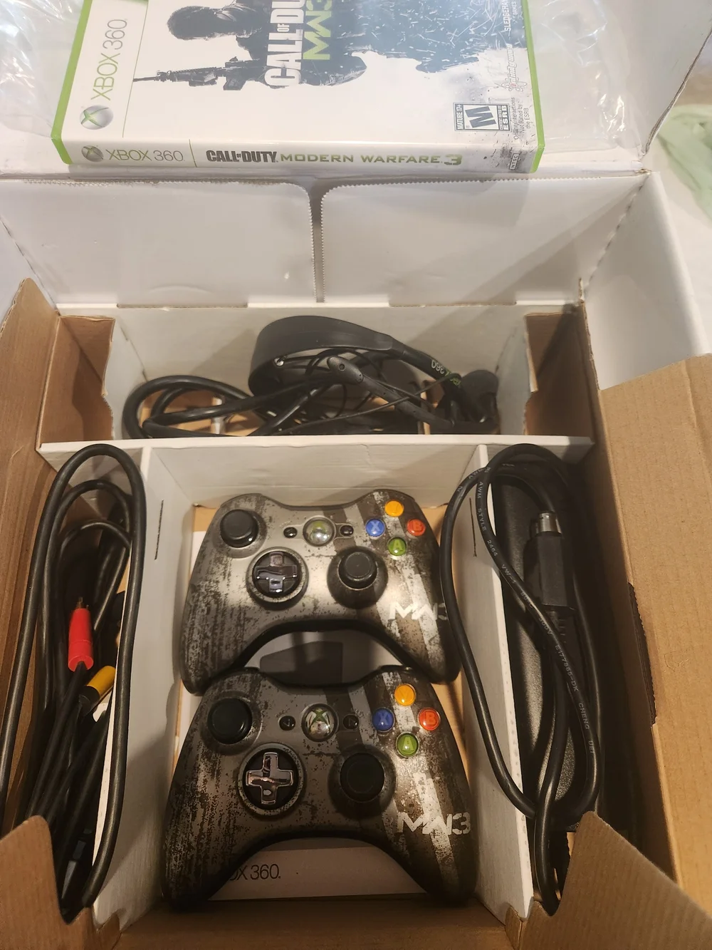 Call of Duty MW3 Limited Edition 320GB Console - Gray